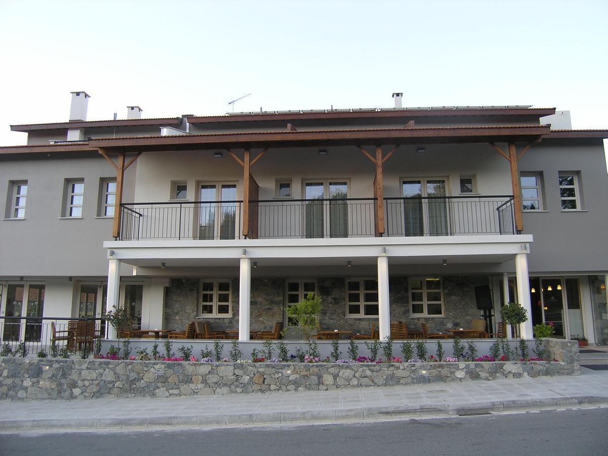 Livadia Hotel Kyperounta Exterior foto